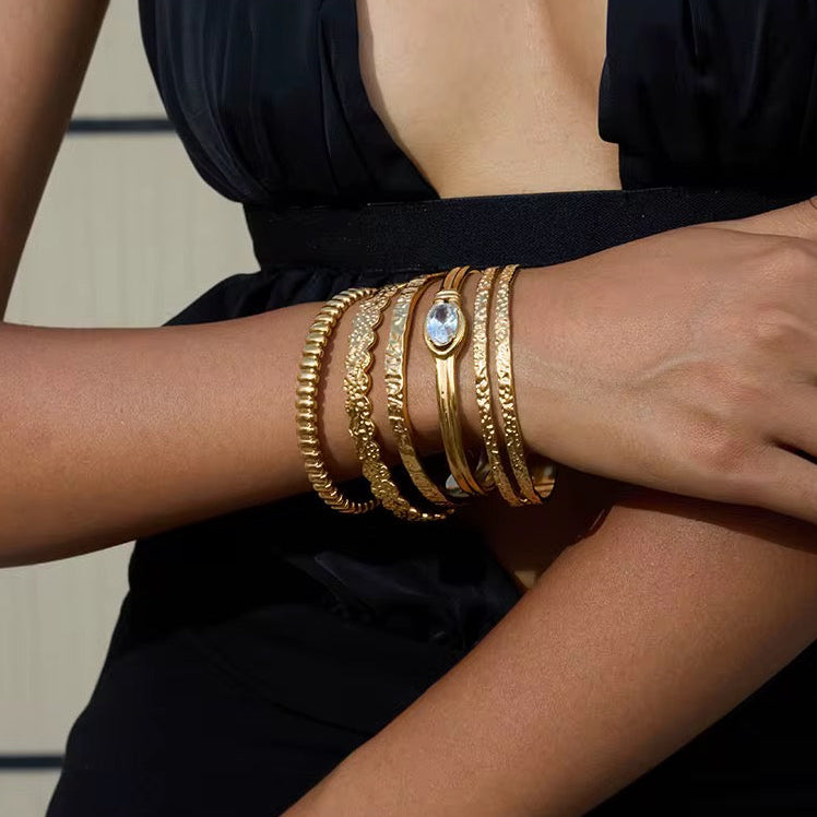 Grain double cuff bangle
