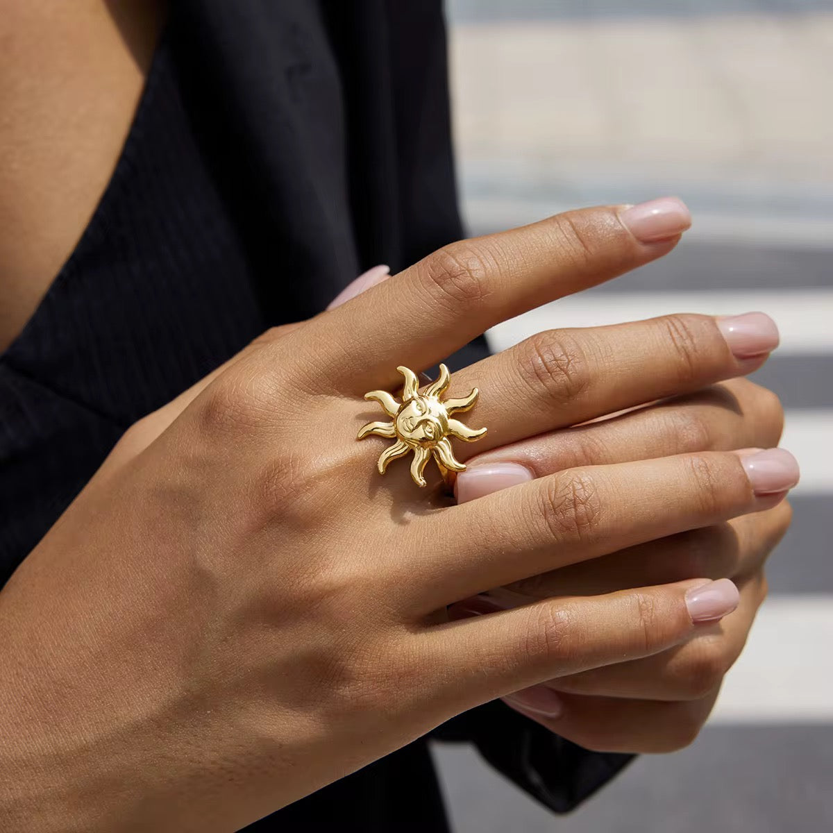 Soleia ring