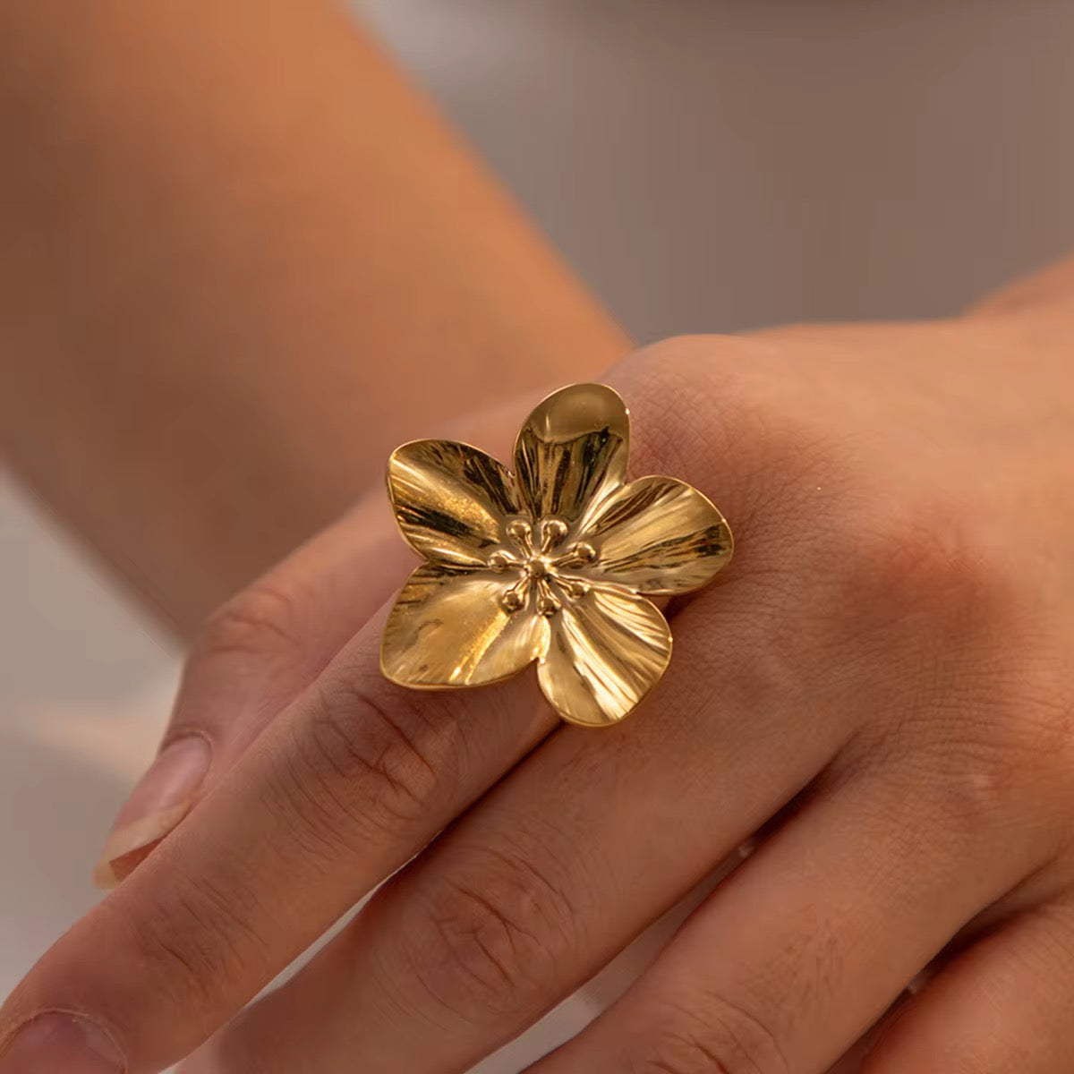 fleur dorée ring