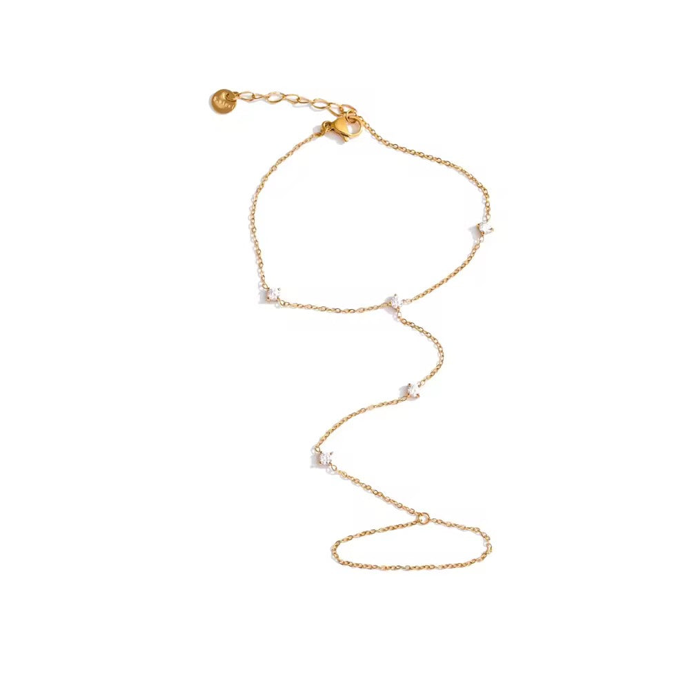 Jamila hand chain