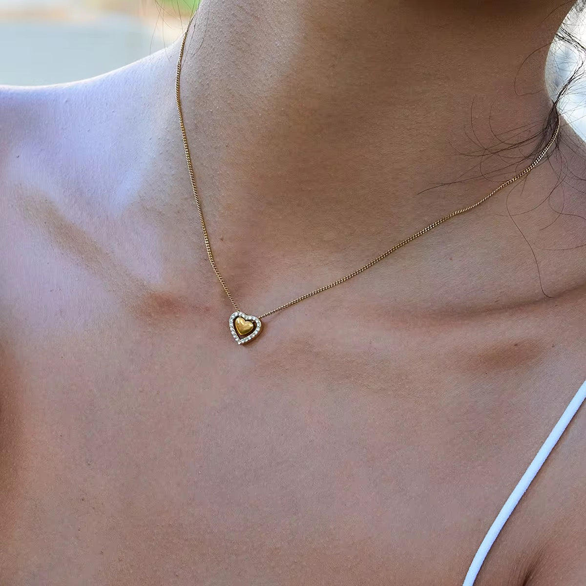 Valoura necklace