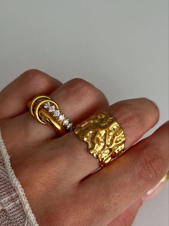 White Everly stacked ring