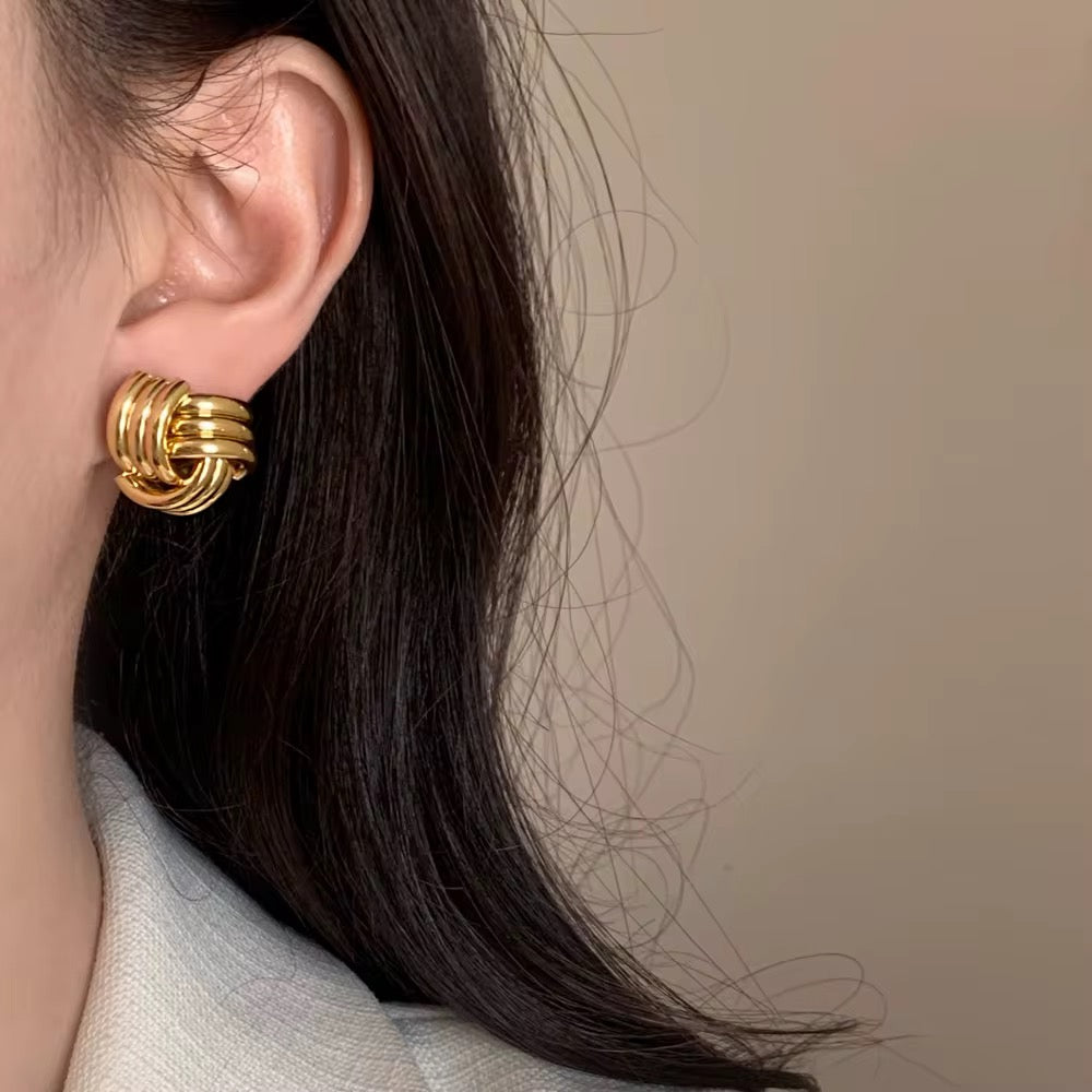 Knotra earring