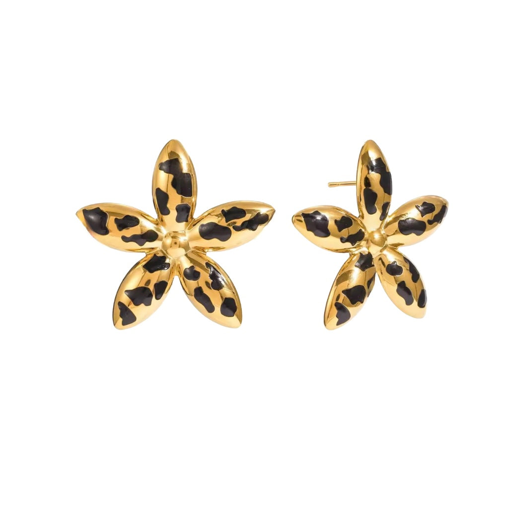 Lilya earrings