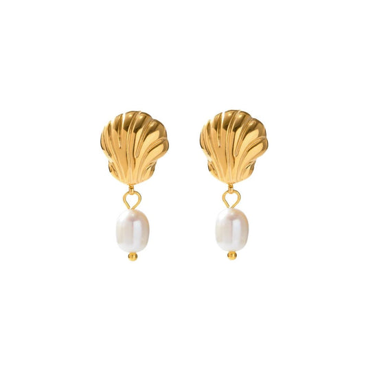 Seashell pearl earrings