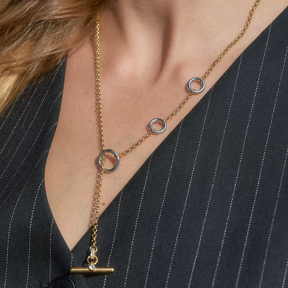 Three ring chain necklace