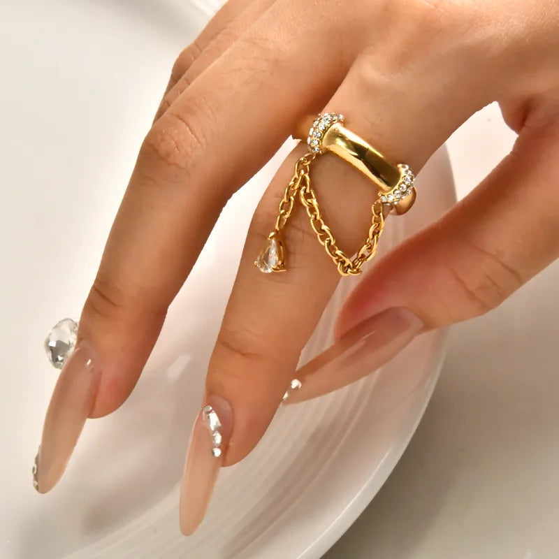 Gold Nyra ring